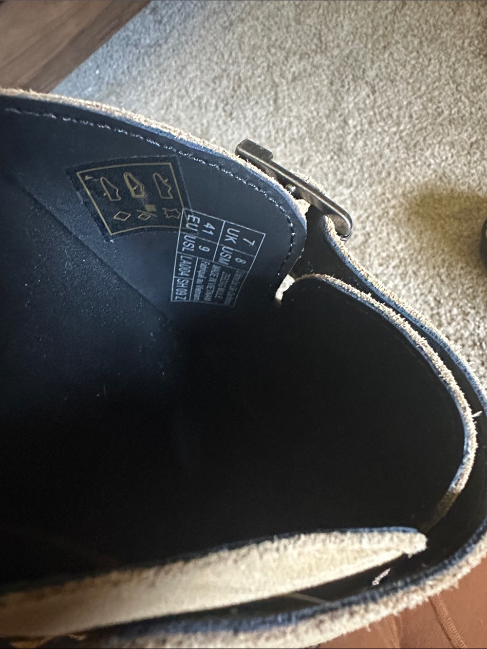 Dr. Martens Beige Suede Buckle Clog zebzag platform - Picture 6 of 11